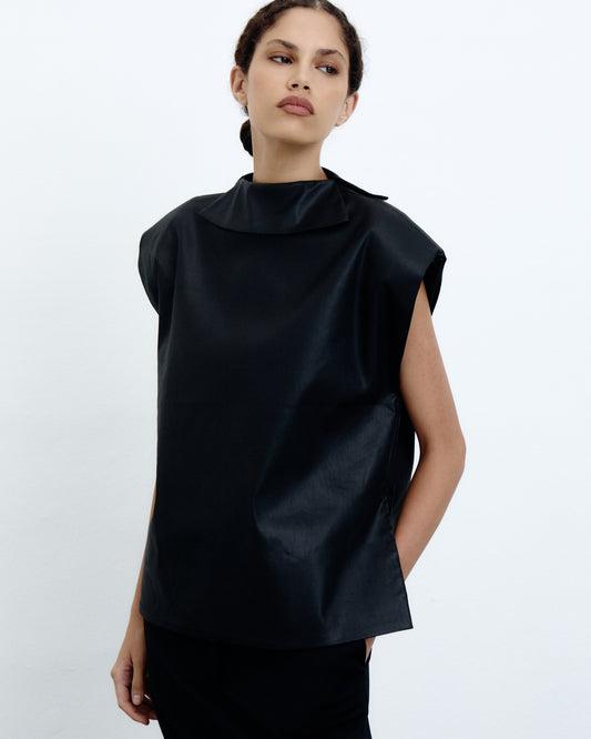 Blusa Golfo Preta