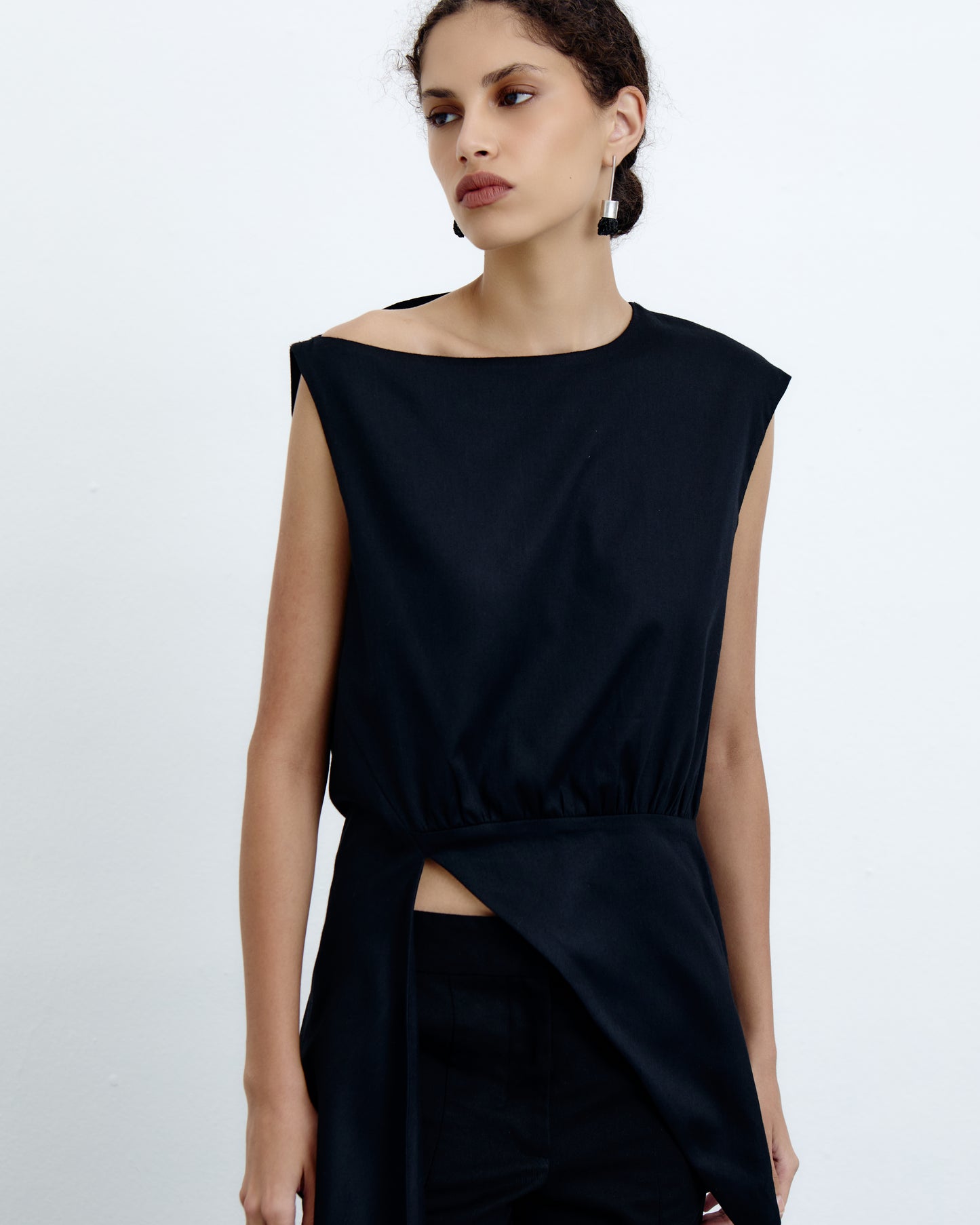 Blusa Fenda Preto